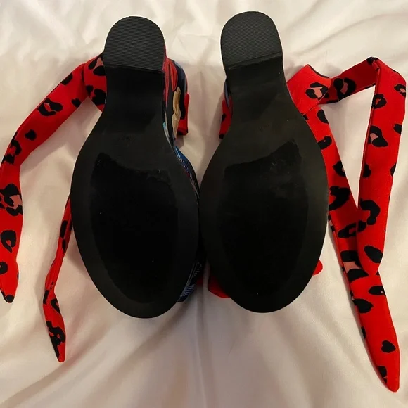 EUC Jeffrey Campbell Platform Wedge Sandals Size 7.5 - Picture 5 of 11